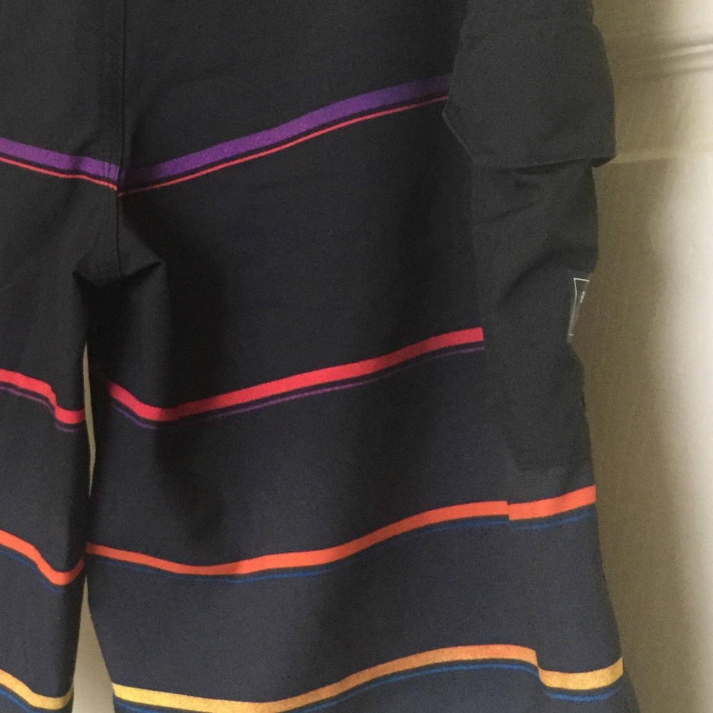 EUC Billabong 73 Stripe Boardshorts - Picture 5 of 7